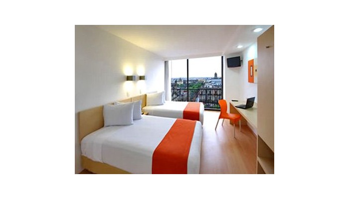 Hotel One Guadalajara Centro Historico poza 5