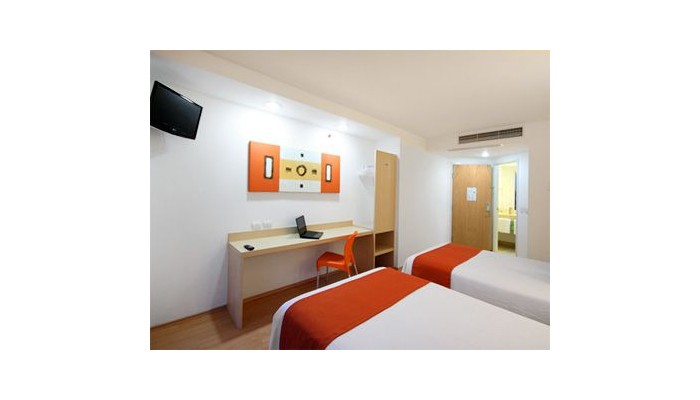 Hotel One Guadalajara Centro Historico poza 0