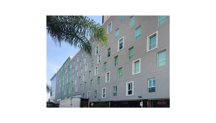 Hotel Wyndham Garden Guadalajara Acueducto poza 3