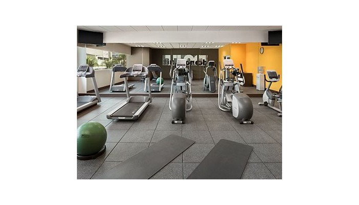 Hotel Wyndham Garden Guadalajara Acueducto poza 11