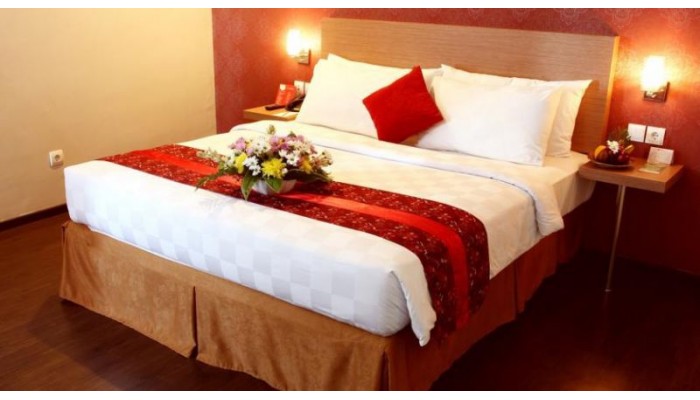 Hotel At Hom Premiere Cilacap poza 3