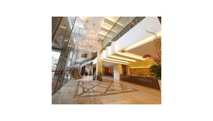 Hotel Gino Feruci Kebon Jati poza 4