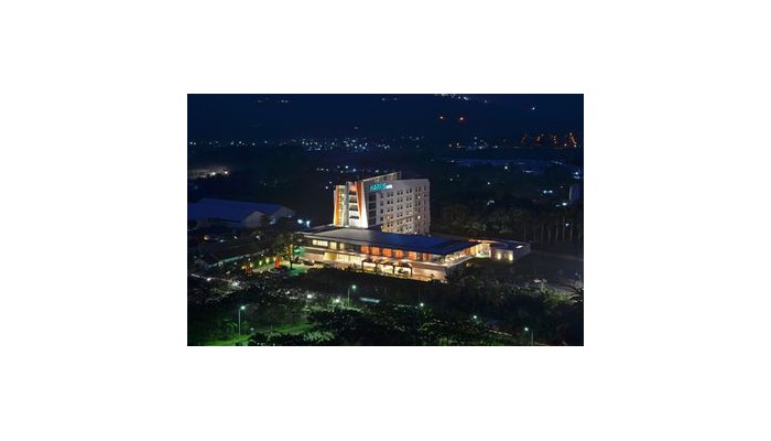 Hotel Harris Sentul City poza 0