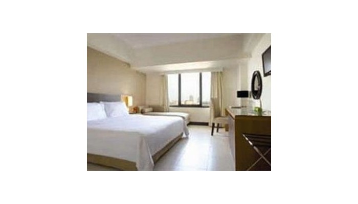 Hotel Santika Pandegiling Surabaya poza 3