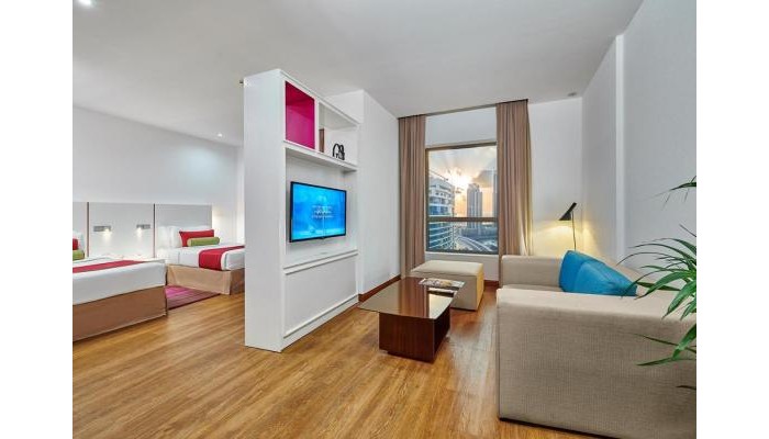 Ramada Hotel Suites & Apartments By Wyndham Dubai Jbr poza 8