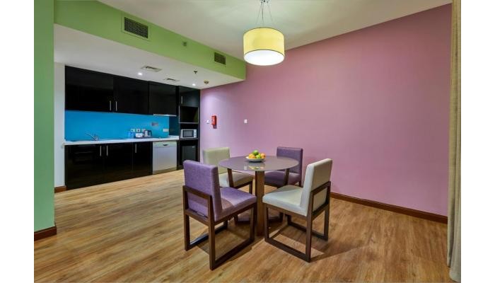 Ramada Hotel Suites & Apartments By Wyndham Dubai Jbr poza 19