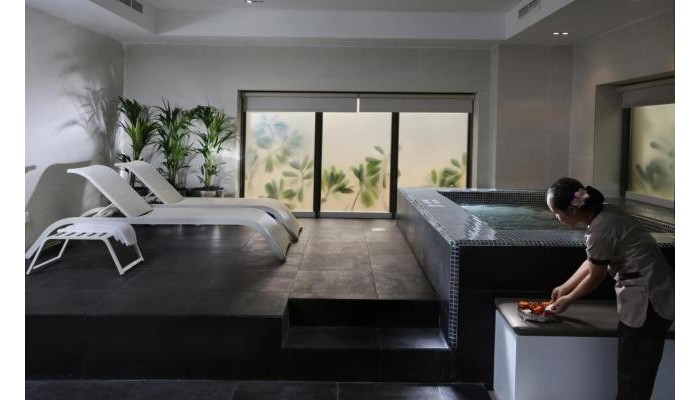 Ramada Hotel Suites & Apartments By Wyndham Dubai Jbr poza 23