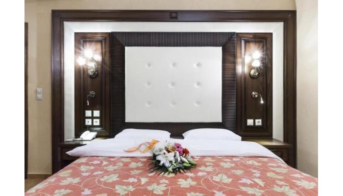 Dellas Boutique Hotel poza 4