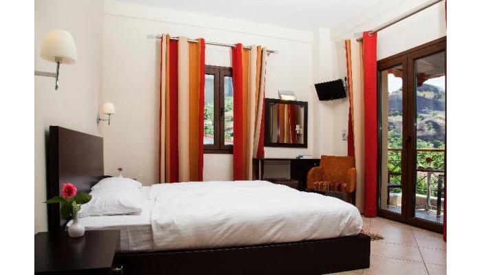 Meteoritis Hotel poza 8