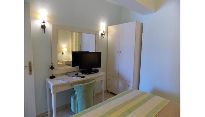 Myrties Boutique Apartments poza 6