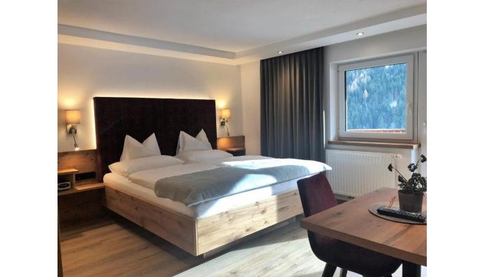 Hotel Garni Central poza 2