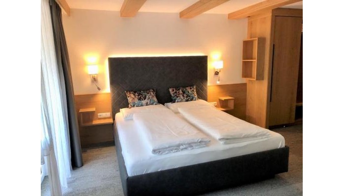 Hotel Garni Central poza 6