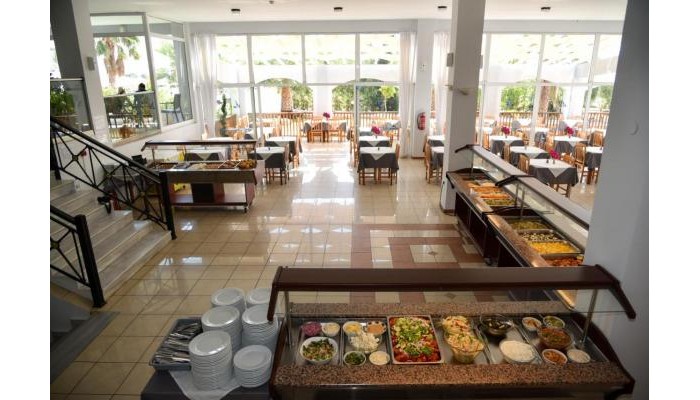 Evripides Village poza 7