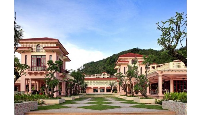 Centara Grand Beach Resort Phuket poza 0