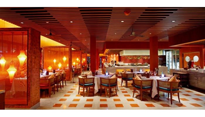 Centara Grand Beach Resort Phuket poza 10