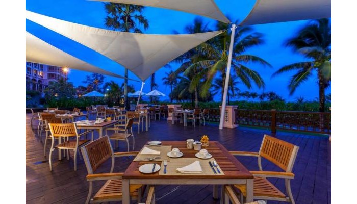 Centara Grand Beach Resort Phuket poza 9