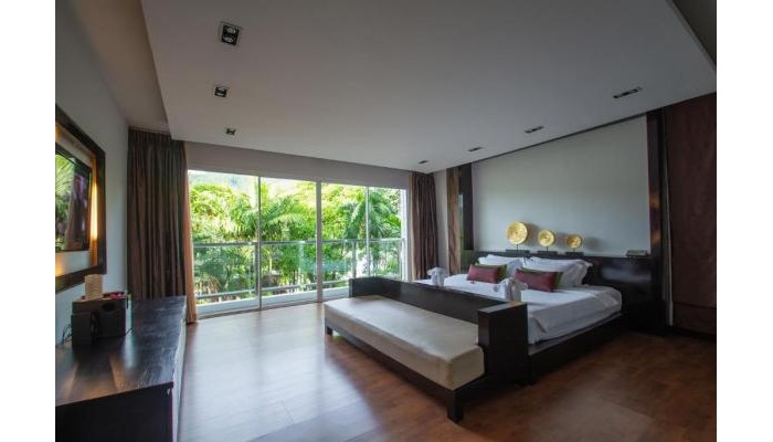 Peach Blossom Resort & Pool Villa poza 9