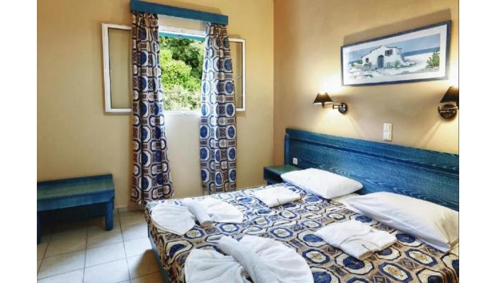 Rebecca's Village poza 6