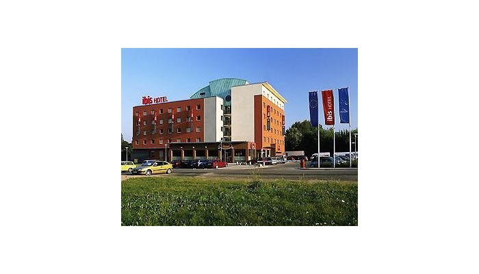 Hotel Ibis Katowice Zabrze poza 0
