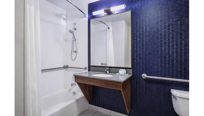 Poza pentru Hotel Fairfield Inn And Suites By Marriott Kelowna 3759-1565831496 Hotel Fairfield Inn And Suites By Marriott Kelowna poza 8