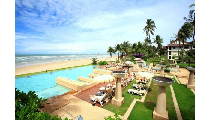 Apsara Beachfront Resort & Villa poza 20