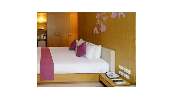 Iyara Beach Hotel And Plaza poza 3