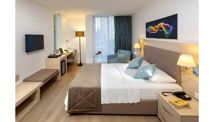 The Room Hotel poza 1