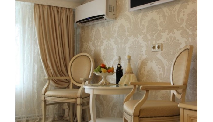 Samokovskaya Hotel poza 10