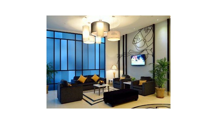 Holiday Villa Hotel And Suites poza 3