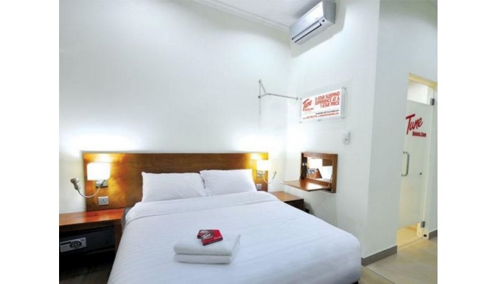 Tune Hotels 1borneo poza 0