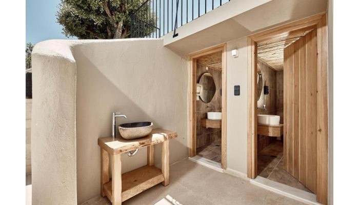 Marni Village poza 27