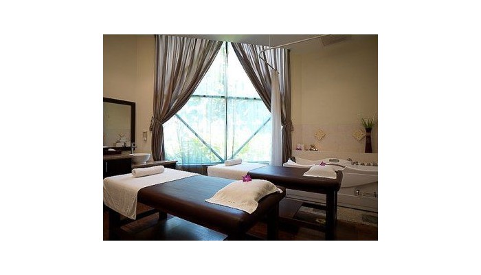 Ambassador Row Hotel Suites poza 6