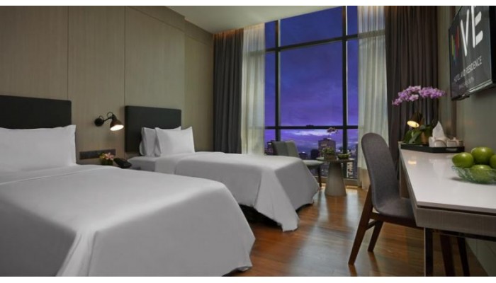 V E Hotel & Residence poza 3