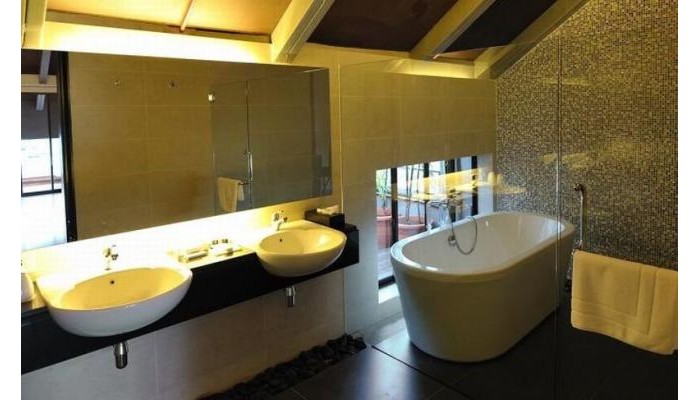 The Village House poza 0