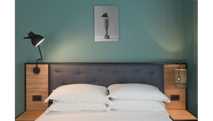 The Poet Hotel poza 6