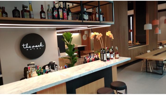 The Poet Hotel poza 4