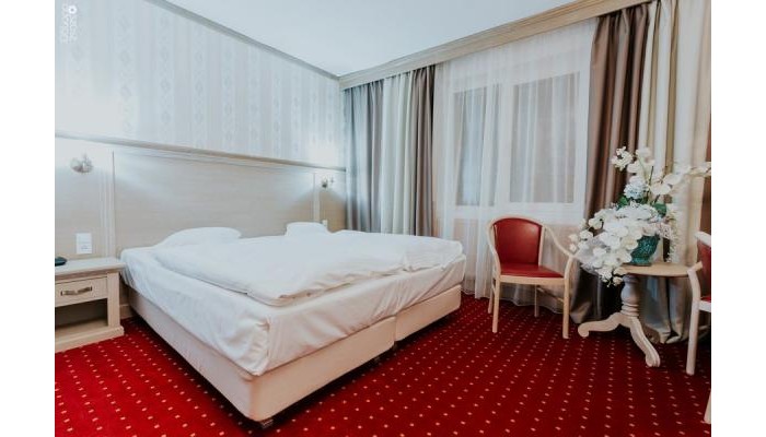 Hotel Lacu Rosu poza 3