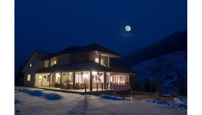 Pensiunea Aurora Izvorul Muntelui poza 4