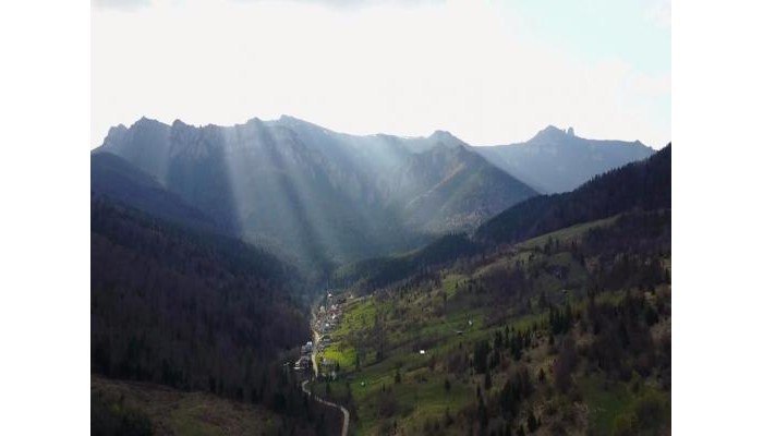 Pensiunea Aurora Izvorul Muntelui poza 7