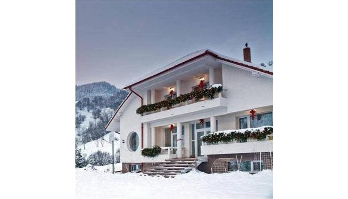 Pensiunea Aurora Izvorul Muntelui poza 1