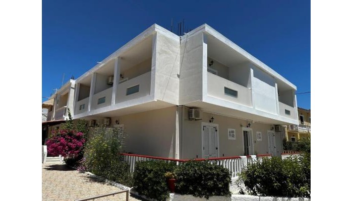 J & N Studios poza 0