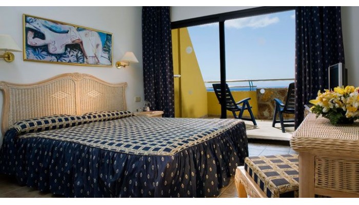 Aparthotel Bluebay Beach Club poza 5