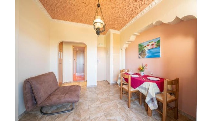 Lorenzo House Apartments poza 9