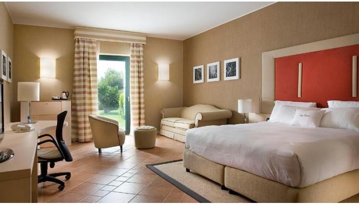 Doubletree By Hilton Acaya Golf Resort Lecce poza 9