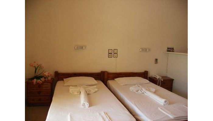 Theotokis Studios poza 7