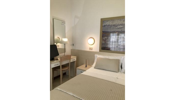 Hotel Cristina poza 6