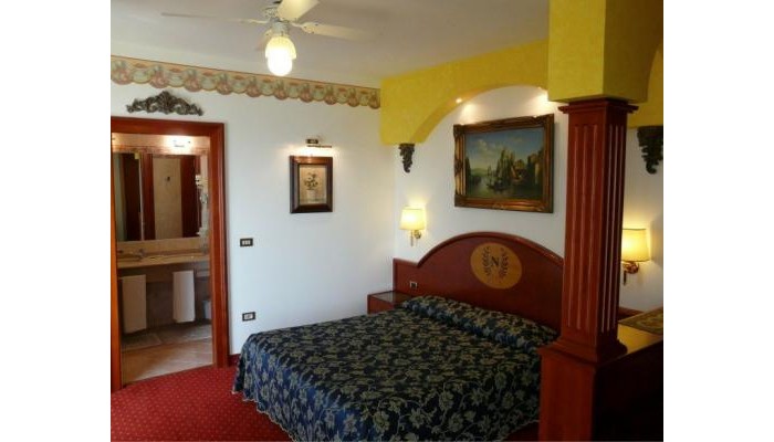 Hotel Napoleon poza 2