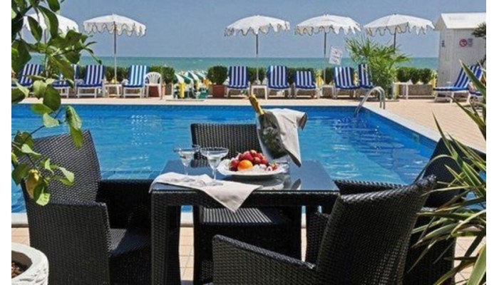 Hotel Plaza Esplanade poza 3