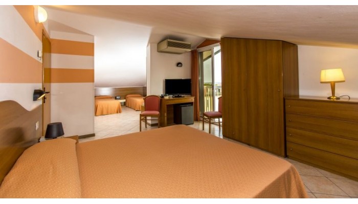 Hotel Touring poza 3