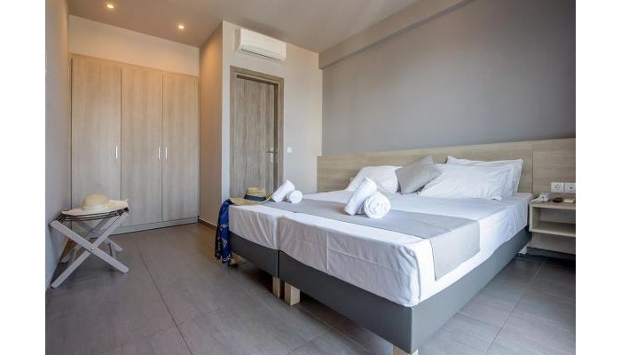 Elmi Beach Hotel & Suites poza 3